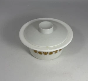 Vintage Pyrex Butterfly Gold Butter Tub Dish w/ Plastic Lid #75(Mark On Lid) - Picture 1 of 9