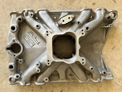 Colector de admisión de aluminio Oldsmobile 400 425 455 V8 Edelbrock Torker 2730 Foto 1 de 4