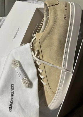 Common Projects contraste Aquiles bronceado 45 EE. UU. 12 precio de venta sugerido por el fabricante 489 USD Foto 1 de 4