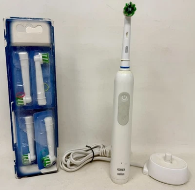 Braun Oral-B 3791 Pro 1000 электрическая ручка зубной щетки + зарядное устройство + 7 новых головок - Изображение 1 из 4