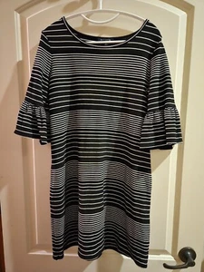 Max Edition knit dress Medium black and white, comfortable and classic - Picture 1 of 5