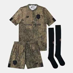 Stone Island x New Balance Soccer Kit - Shirt, Shorts & Socks Large - Football - Picture 1 of 16