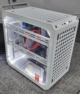 Coolermaster Cube Windows PC/Server, 9TB SAS+NVME, 32GB RAM, 4.6Ghz CPU - Afbeelding 1 van 6