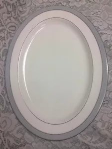 Royal Doulton England Etude H.5003 Fine China Platter - Picture 1 of 5