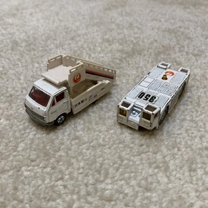 Tomica JAL Japan Airline Lot of 2 Diecast Toy Vehicles Toyota Hiace Mitsubishi - Picture 1 of 15