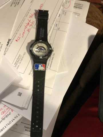 COLORADO ROCKIES WATCH circa 1995 Rubber Band Singapore Movement Battery Needed Cover