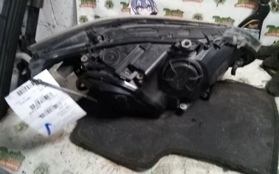 Driver Headlight With Xenon HID Fits 05-07 BMW 525i 3504708 - Imagem 1 de 3