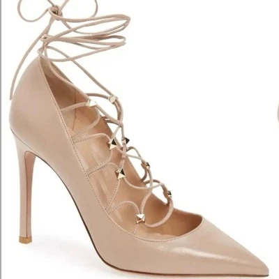 Tacones con cordones Valentino Rockstud punta 38,5 Foto 1 de 4