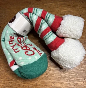 Hallmark Channel Fuzzy Slipper Socks Christmas It's the Coziest Time of the Year - Picture 1 of 5