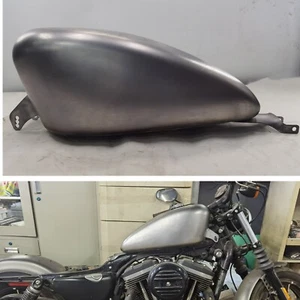 Tanque de combustible de gasolina 13,5 L para motocicleta Harley Sportster 2006-22 XL1200 883N X48 - Imagen 1 de 6