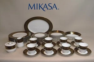 Mikasa Mount Holyoke ~ 44 Piece Dinnerware Set ~ Service for 8 + Serving Pieces - Picture 1 of 15