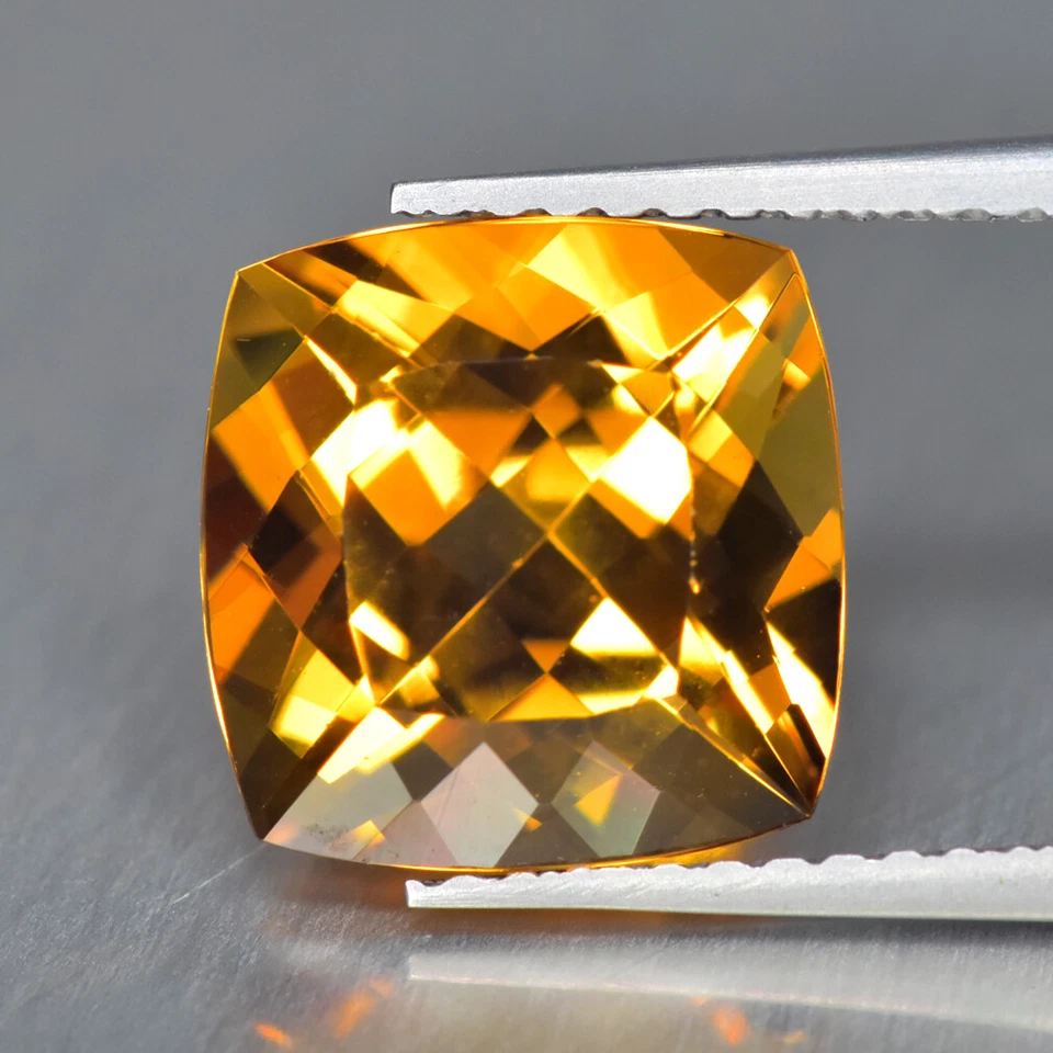 3.51Ct Cushion, Excellent Sparkles Natural Helidor Golden Yellow Beryl _Brazil - Image 1 of 1