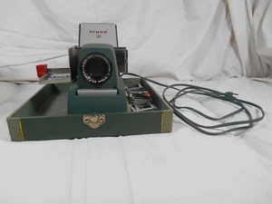 Argus 300 Slide projector vintage 1955 model w/ autoload includes lens Tested! - Picture 1 of 14