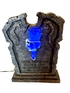 Disney Haunted Mansion Grabstein Phineas beleuchtet Halloween 21"x16" - Bild 1 von 11