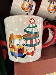 Universal Studios 2025 Despicable Me Minions Christmas Coffee Mug - Picture 1 of 2