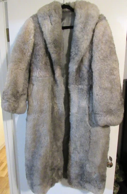 Vintage EDDIE BAUER Long Cream Grey Icelandic Sheepskin SHEARLING Fur Coat Med - Image 1 of 4