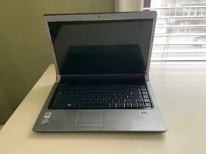 DELL Studio 1535 (Model: PP33L) Laptop - Photo 1/6
