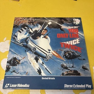 Vintage James Bond 007 You Only Live Twice Laser Disc Movie - Bild 1 von 4