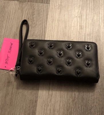 Cartera ZA Betsey Johnson Negra Imitación Cuero Tono Gunmetal Araña Tachuelas Nueva con Etiquetas Foto 1 de 4