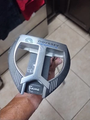 Odyssey Works Tank Fang Putter RH 35" - Image 1 of 4