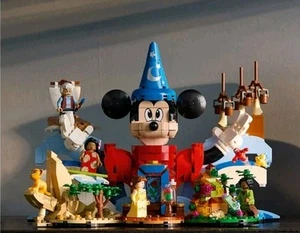 LEGO Magic of Disney Set 21352 NUR Minifiguren - Belle + Geppetto + Lilo + Bruno - Bild 1 von 7