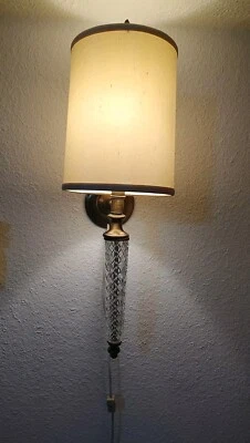 Aplique enchufe eléctrico lámpara de pared/luz de latón/bronce de colección con pantalla y vidrio*Leer Foto 1 de 4