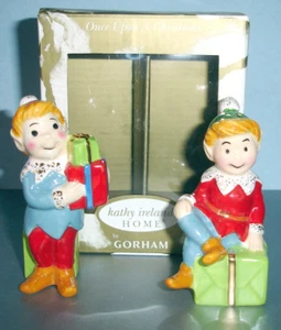 Gorham Elf Salt & Pepper Shakers Once Upon a Christmas Kathy Ireland Home New - Picture 1 of 2