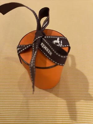 HERMÈS Hermés Mini Round Tube Twirly BOX | 3” Tall x 2.25” Wide