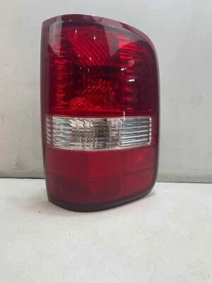 Conjunto de luces traseras para pasajeros Ford F150 Rh ⚙️ Se adapta a Ford F150 2004-2008 Foto 1 de 4