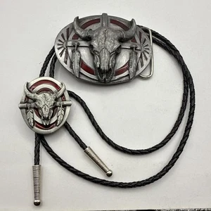 VTG 1986-87 Siskiyou Belt Buckle /Bolo Steer Skull W/ Feathers Pewter Red Inlay - Picture 1 of 17