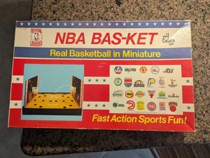 Vintage NBA Bas-ket Basketball Spiel von Cadaco 1983 Brettspiel - Bild 1 von 12