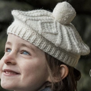 Aran Woollen Mills Girls Cream Merino Wool Knit Beret Hat One Size - Picture 1 of 6