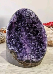 Amethyst Geode Cluster, Crystal Specimen 1220g - Picture 1 of 17