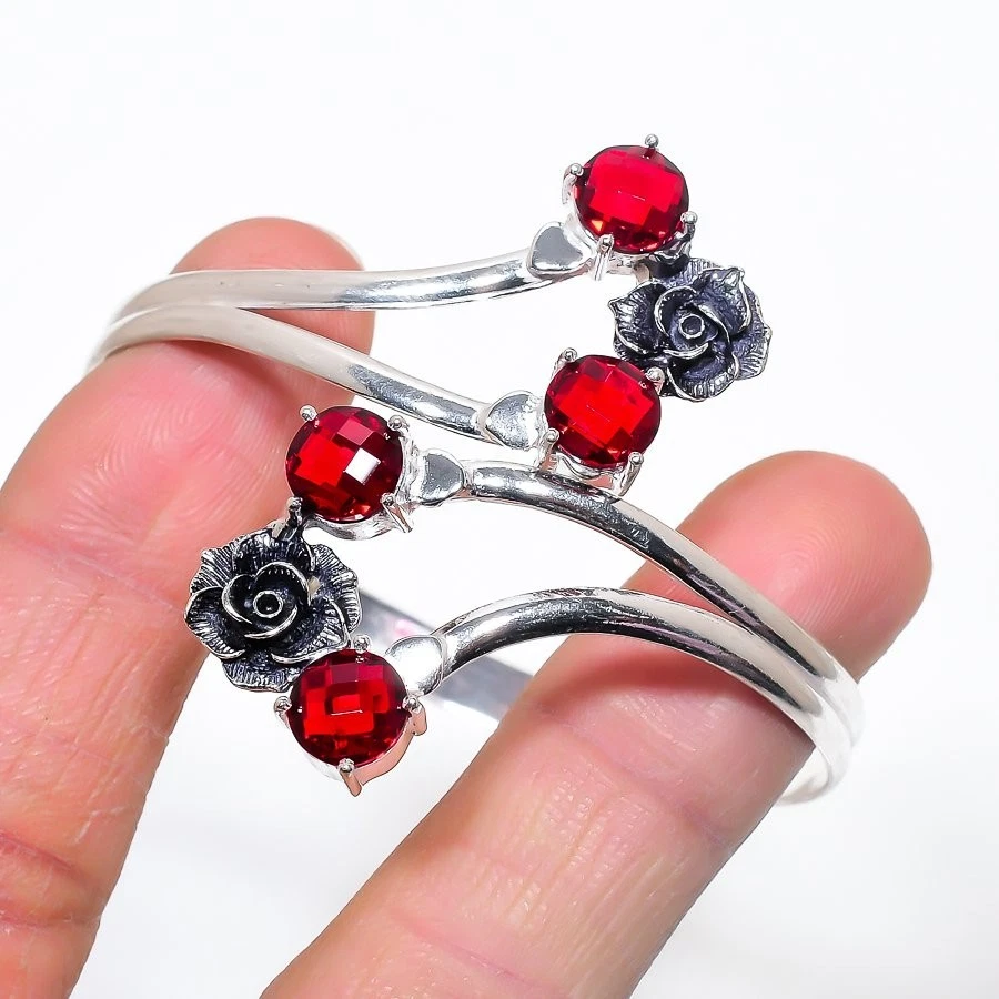 Mozambique Garnet Gemstone Handmade 925 Sterling Silver Jewelry Bangle Sz 7-8" - Image 1 of 1