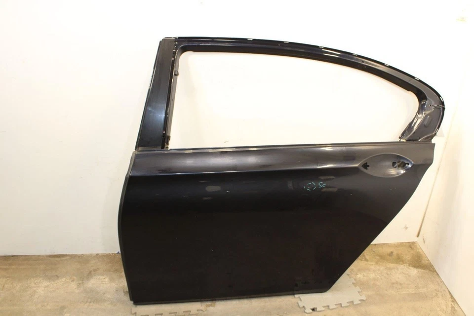 Panel de carcasa de puerta trasera izquierda del lado del conductor BMW 750Li xDrive 2010-15 41007203981 OEM Foto 1 de 4