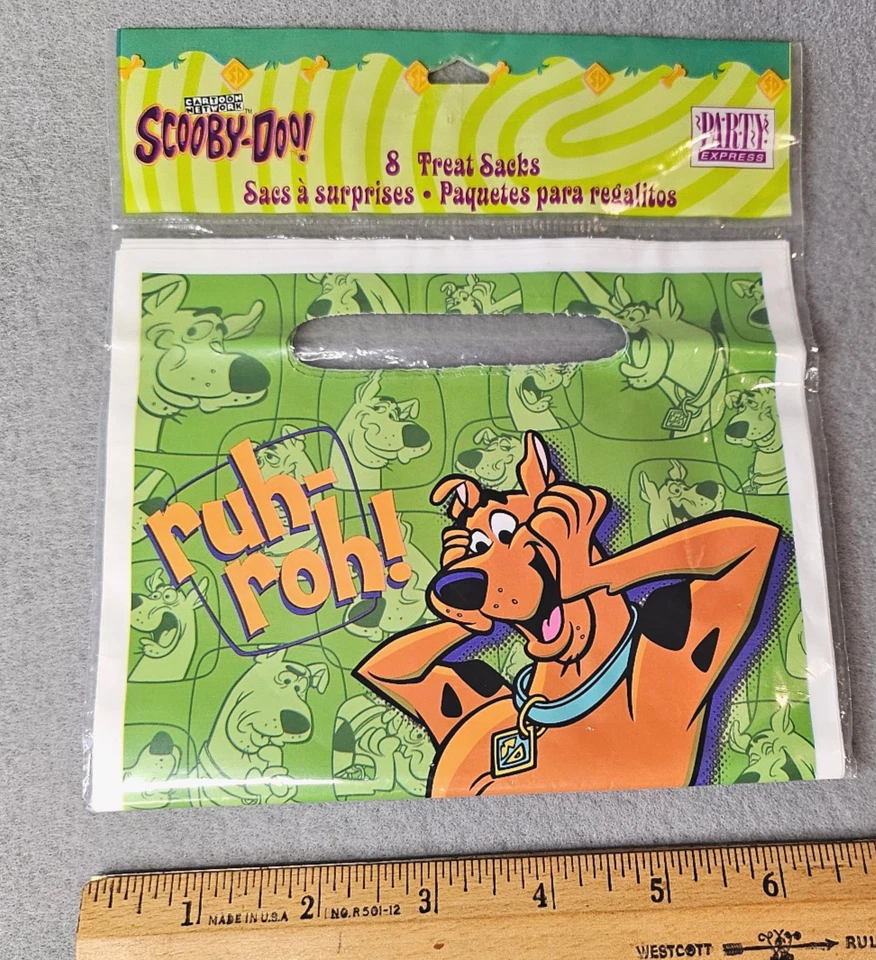 Paquete de 8 tarjetas sin abrir Scooby Doo Treat Sacks con sello Hanna Barbara de colección 2001 Foto 1 de 4