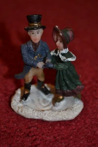 Figuren, Paar, Biedermeierstil , Kunststoff, handbemalt, ca. 6 cm - Bild 1 von 2