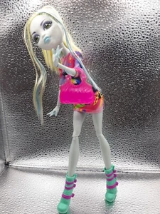 MONSTER HIGH LAGOONA BLUE MATTEL DOLL - Picture 1 of 8