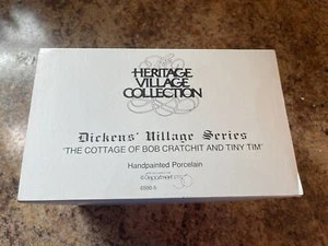 Dept 56 The Cottage Of Bob Cratchit And Tiny Tim #6500-5 Dickens Village Series - Bild 1 von 3