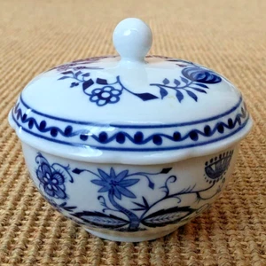 Kahla Zwiebelmuster Porzellan Zuckerdose mit Deckel DDR Porzellan - Bild 1 von 8