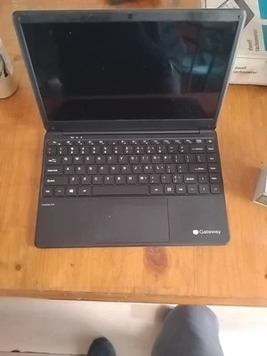 Gateway GWTN141-10BK 14.1 英寸 plz 阅读描述  — 第 1/4 张图片