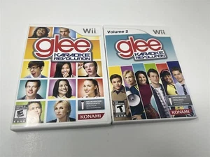 Wii Bundle - Glee Karaoke Revolution Volume 1 & Volume 2 - Bild 1 von 3