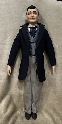 MUÑECA DE PORCELANA FRANKLIN COMO NUEVA-CLARK GABLE-RHETT MAYORDOMO 19" “LO QUE EL VIENTO SE LLEVÓ” Foto 1 de 4