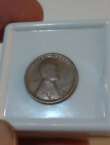 1917 P. MINT COPPER LINCOLN WHEAT PENNY - Picture 1 of 2