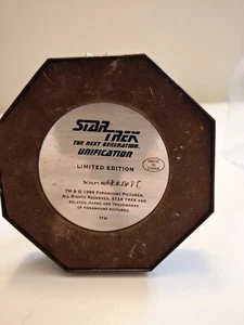 Star Trek Die nächste Generation. Unification Limited Edition Sculpt # cpo1685 TM& - Bild 1 von 8