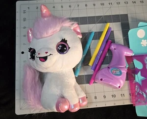 Airbrush Plus Stuffed Animal Unicorn - Picture 1 of 5