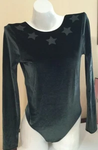 NEU MIT ETIKETT VICTORIAS SECRET SAMT D. GRÜN XSMALL VICTORIA SPORT TEDDY BODY F3127 - Bild 1 von 2