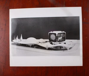 FOTO DE PRENSA DEL MODELO DE PABELLÓN KODAK PARA LA FERIA MUNDIAL 1964-65/cks/216045 - Imagen 1 de 2
