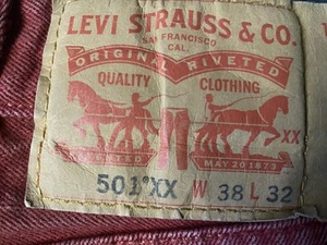 Levis 501 Jeans Mens 38” Salmon Pink Denim Original Fit Straight Leg Button Fly - Picture 1 of 3
