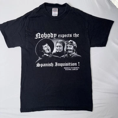 Monty Python’s Flying Circus - Camisa Negra 2003 - Talla Pequeña Foto 1 de 4
